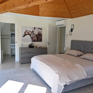 Pearl 1 -Master bedroom 